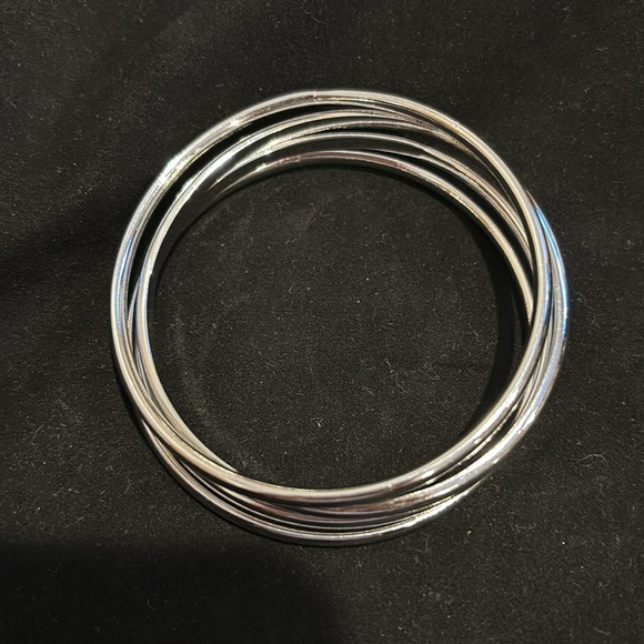 Lisa Robertson bangles!! Get ALL four. ❤️ - Picture 3 of 4